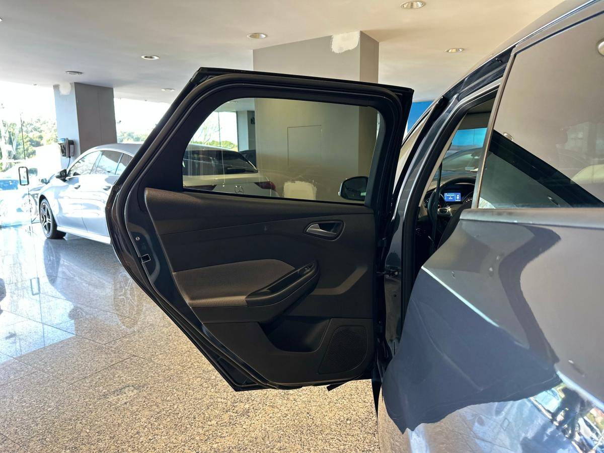 ford-focus-2013-diesel-1560cc