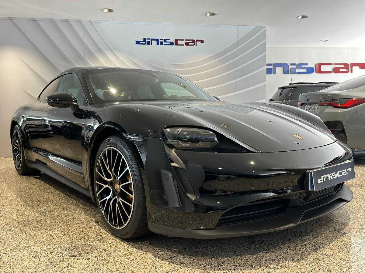 porsche-taycan-2021-eletrico-0cc