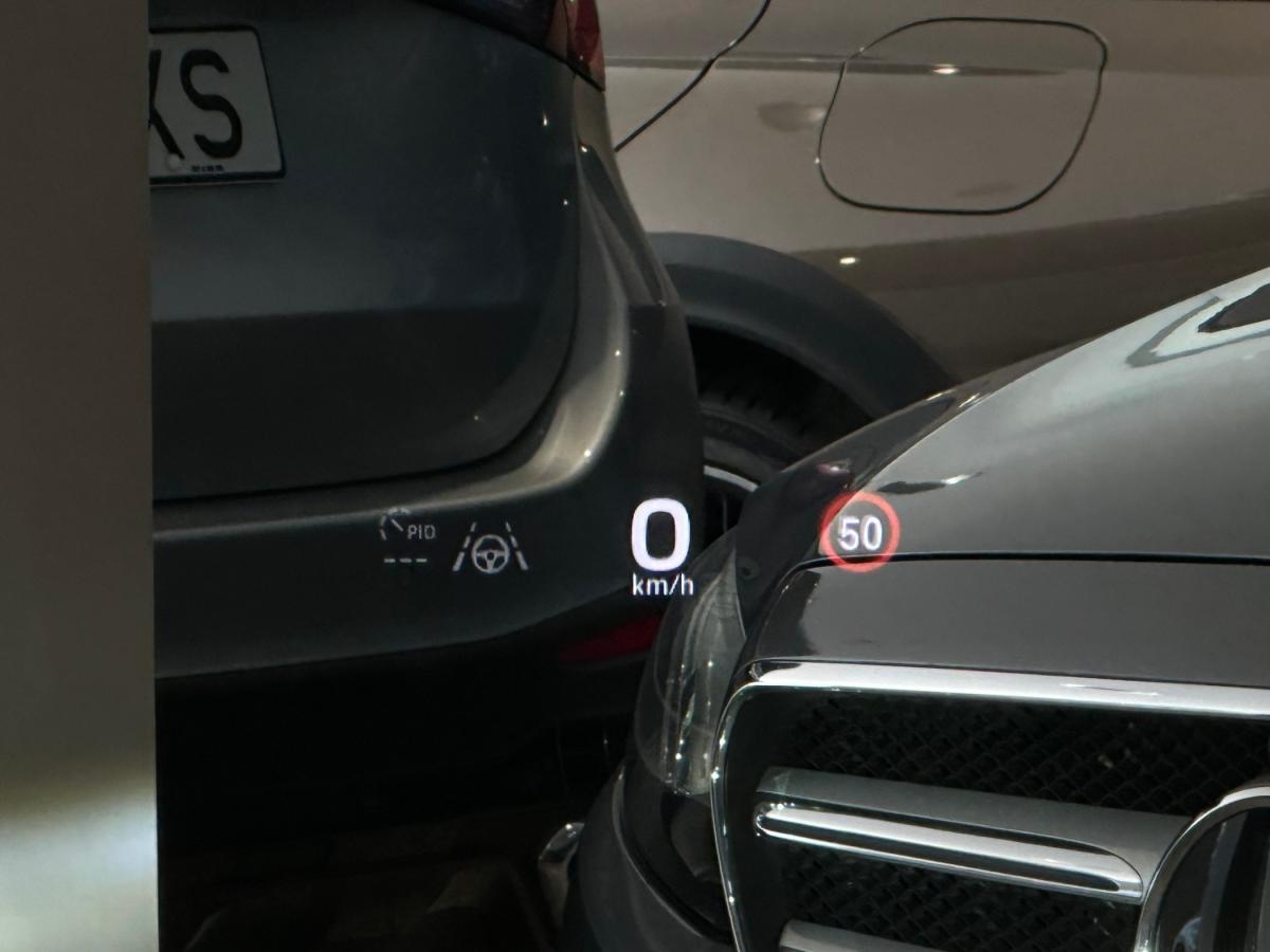 porsche-taycan-2021-eletrico-0cc