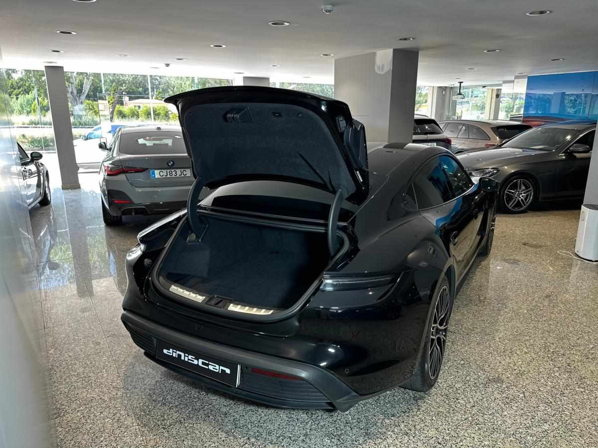 porsche-taycan-2021-eletrico-0cc