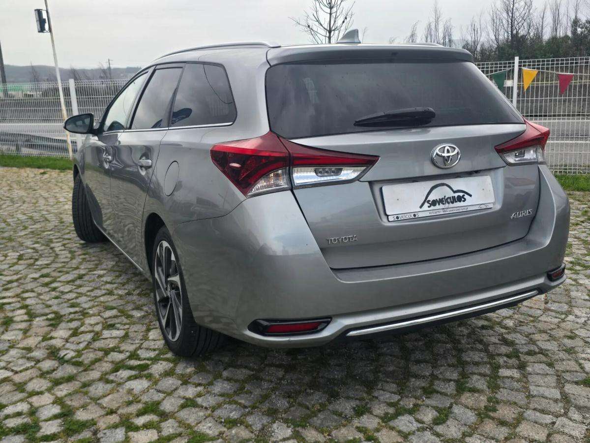 toyota-auris-2016-diesel-1598cc