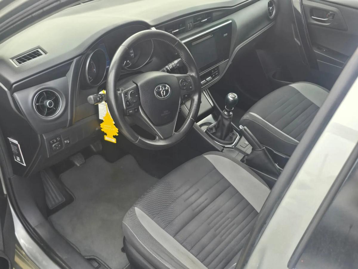 toyota-auris-2016-diesel-1598cc