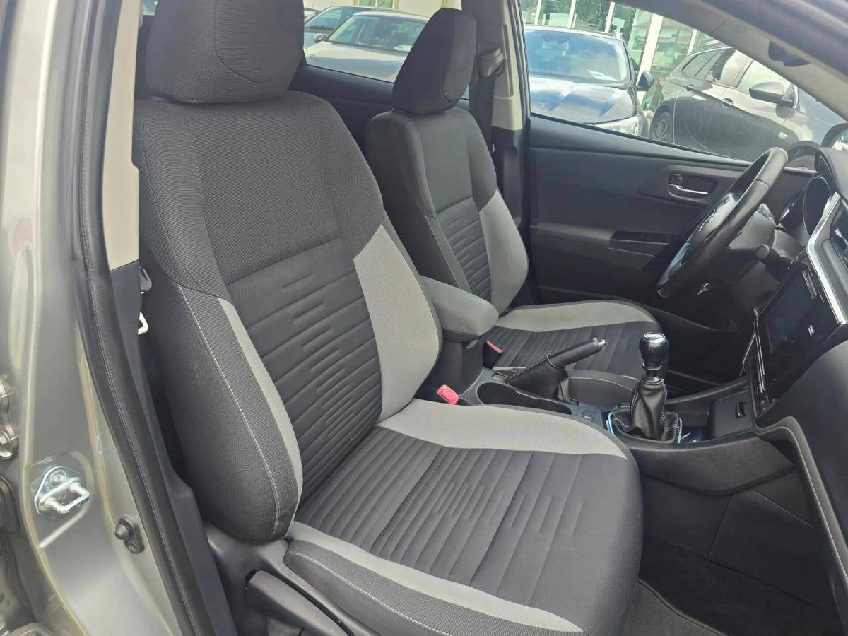 toyota-auris-2016-diesel-1598cc