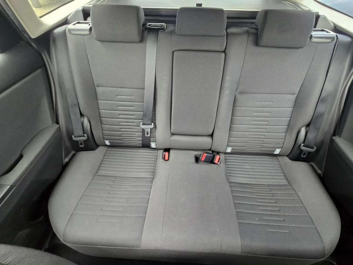 toyota-auris-2016-diesel-1598cc