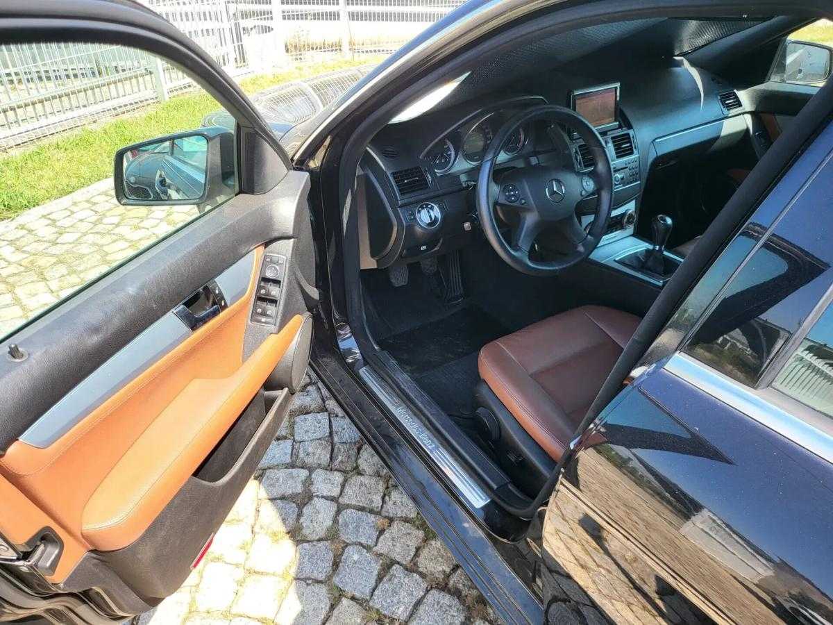 mercedes-benz-classe-c-c-220-d-2010-diesel-2143cc
