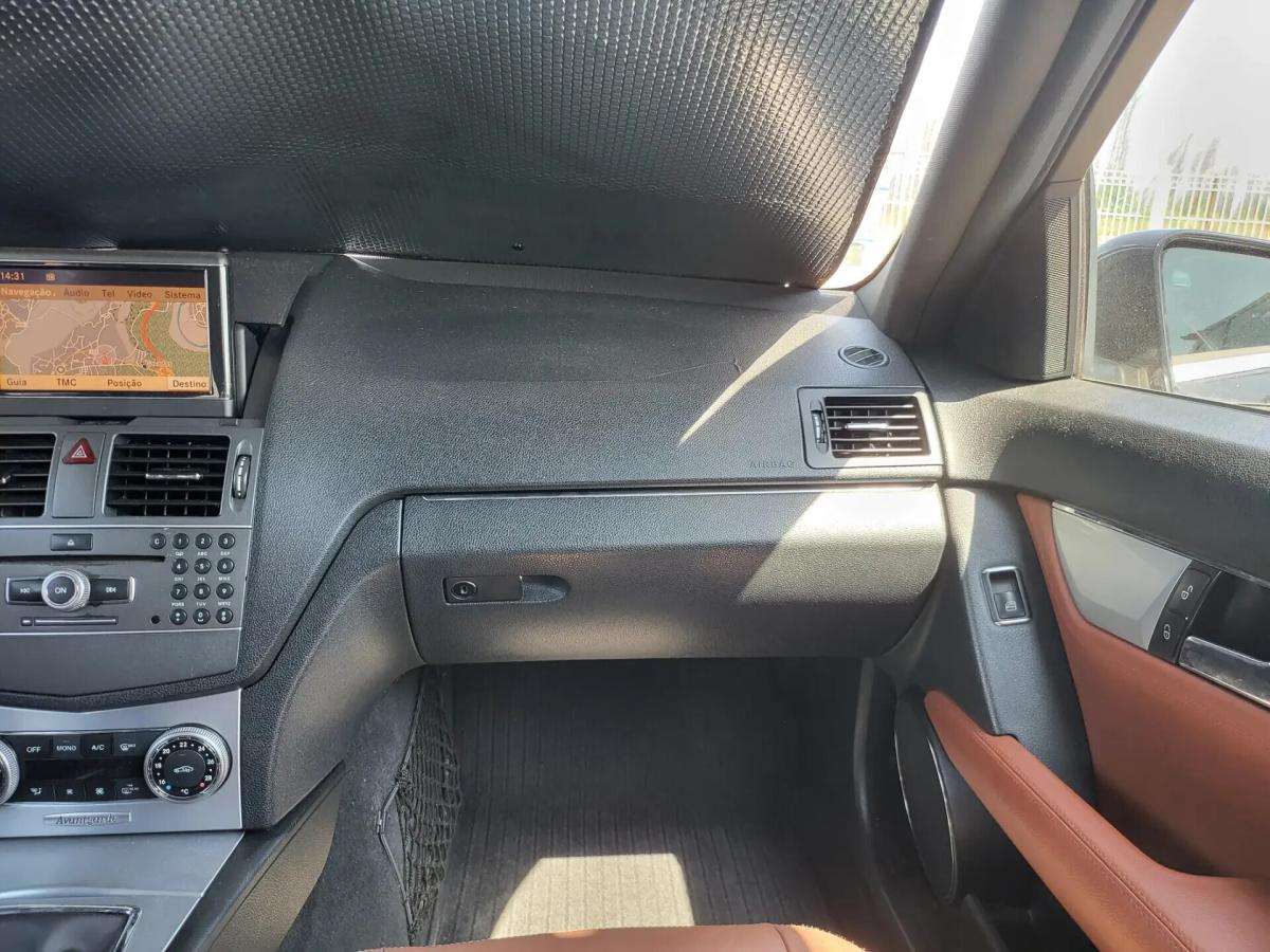 mercedes-benz-classe-c-c-220-d-2010-diesel-2143cc