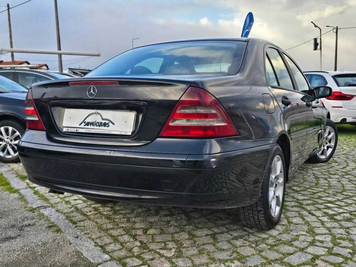 mercedes-benz-classe-c-c-220-cdi-2004-diesel-2148cc