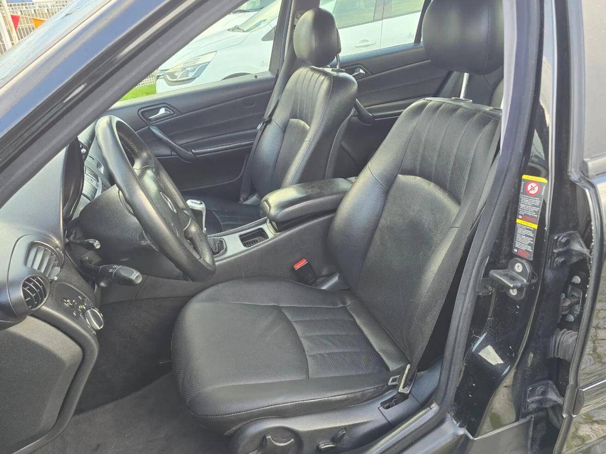 mercedes-benz-classe-c-c-220-cdi-2004-diesel-2148cc