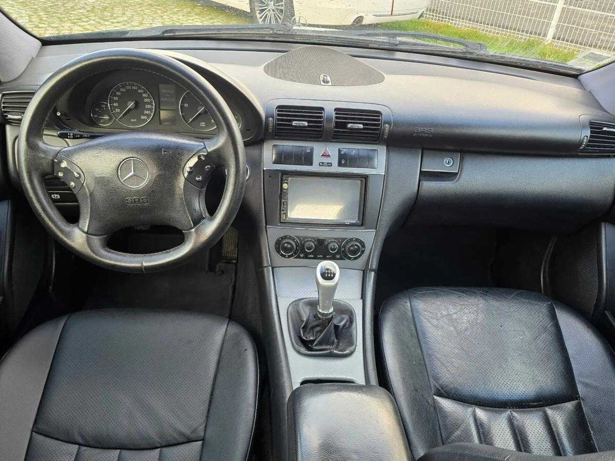 mercedes-benz-classe-c-c-220-cdi-2004-diesel-2148cc