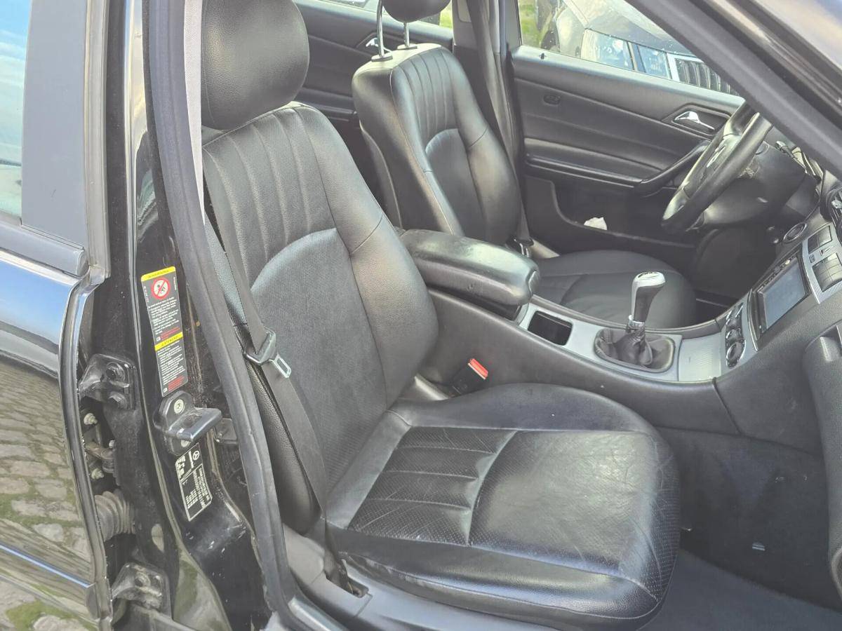 mercedes-benz-classe-c-c-220-cdi-2004-diesel-2148cc