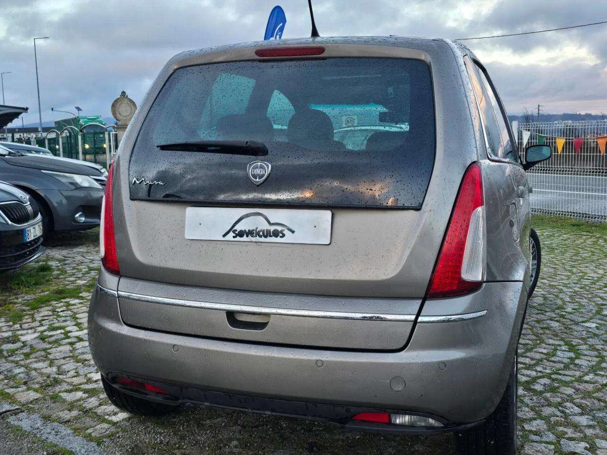lancia-musa-2008-diesel-1248cc