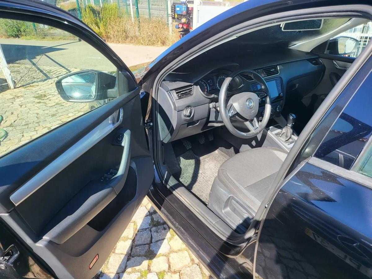 skoda-octavia-2019-diesel-1968cc