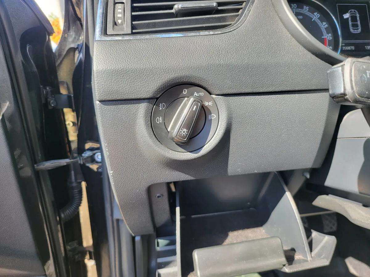 skoda-octavia-2019-diesel-1968cc
