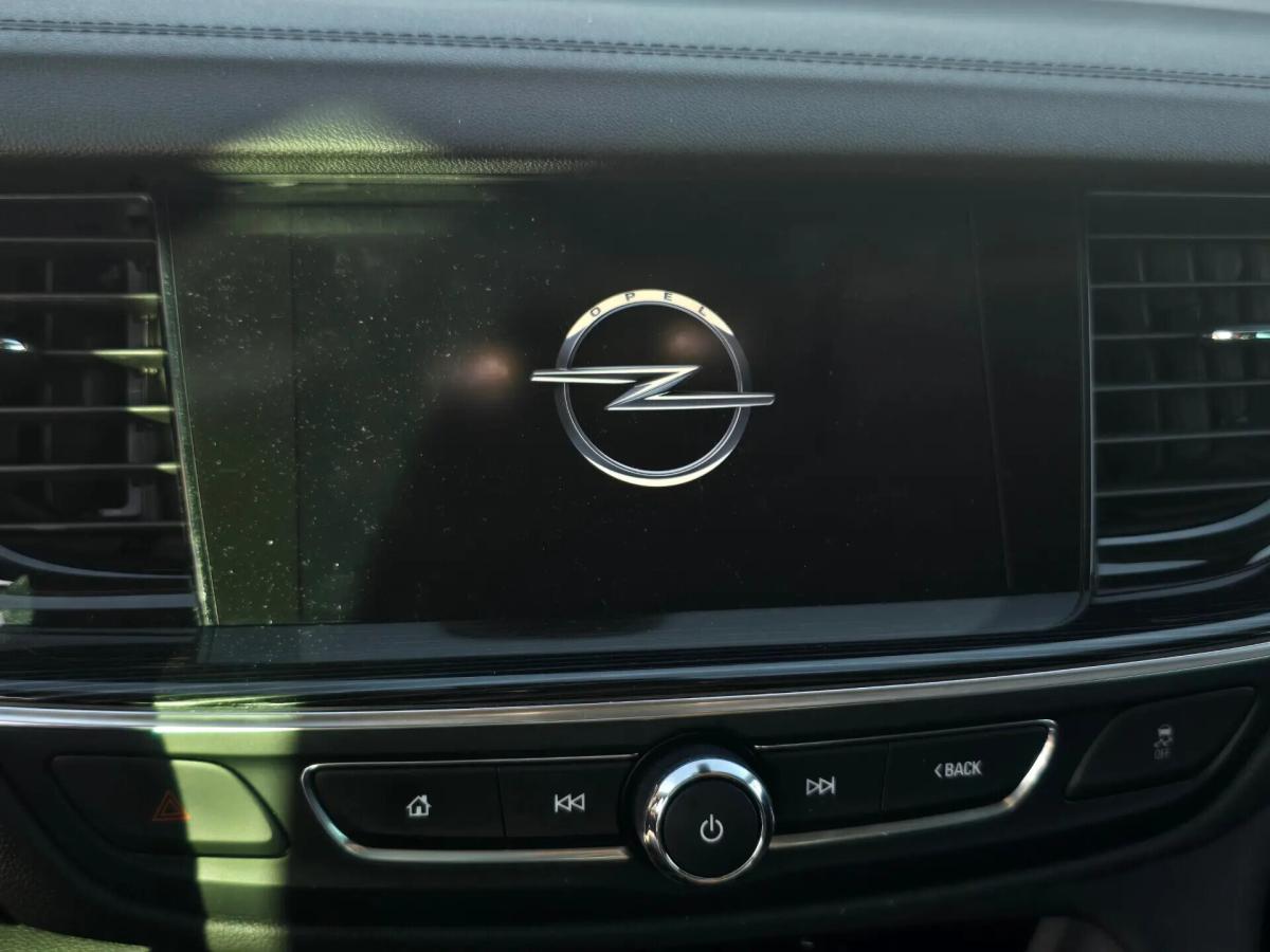 opel-insignia-sports-tourer-2019-diesel-1598cc