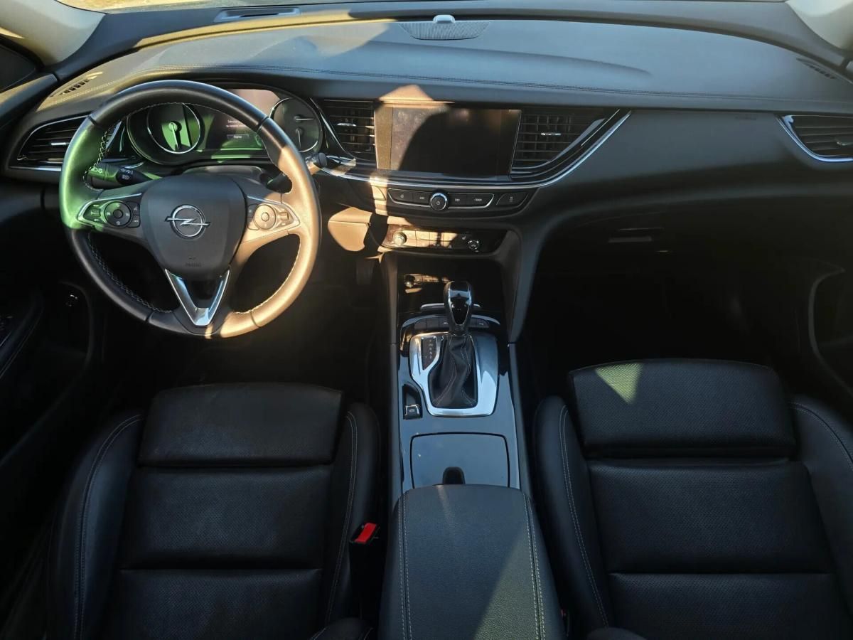 opel-insignia-sports-tourer-2019-diesel-1598cc