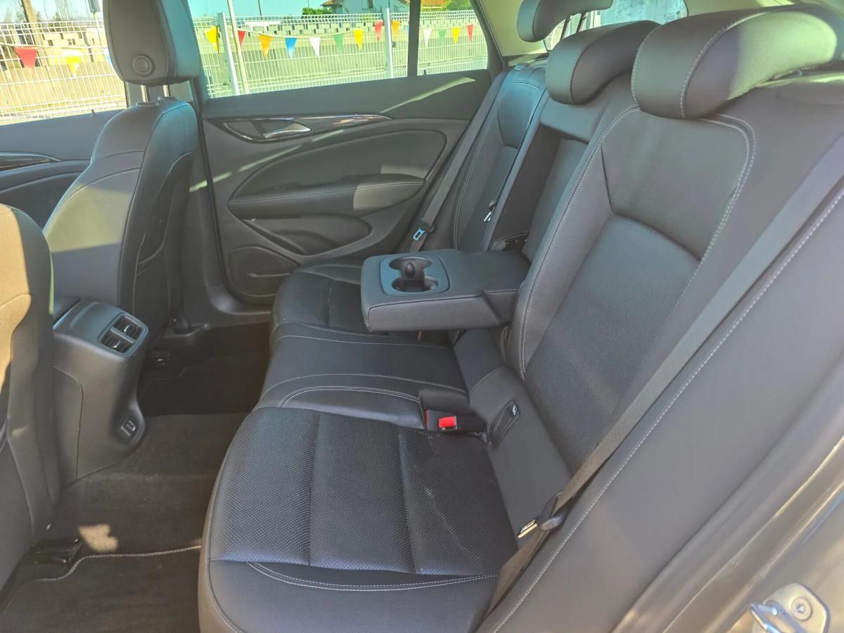 opel-insignia-sports-tourer-2019-diesel-1598cc