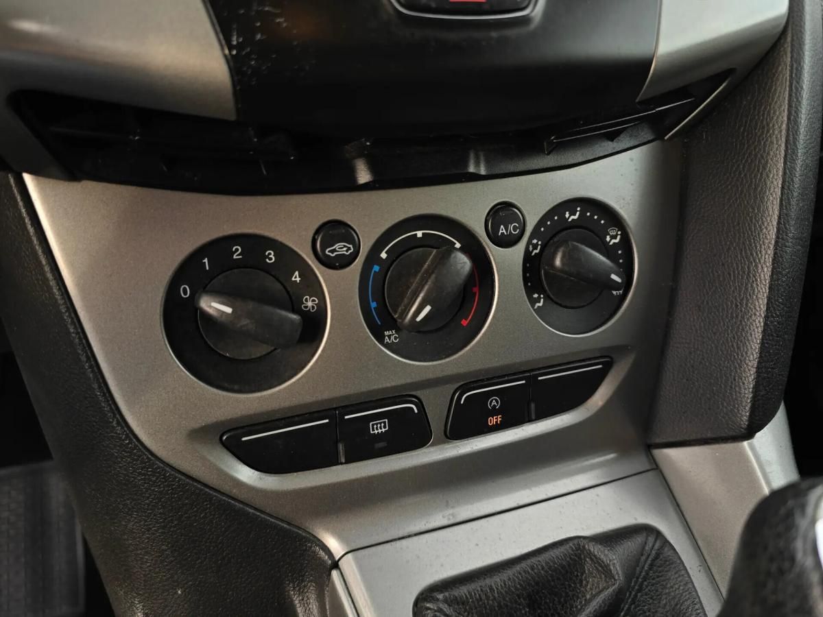 ford-focus-2014-diesel-1560cc