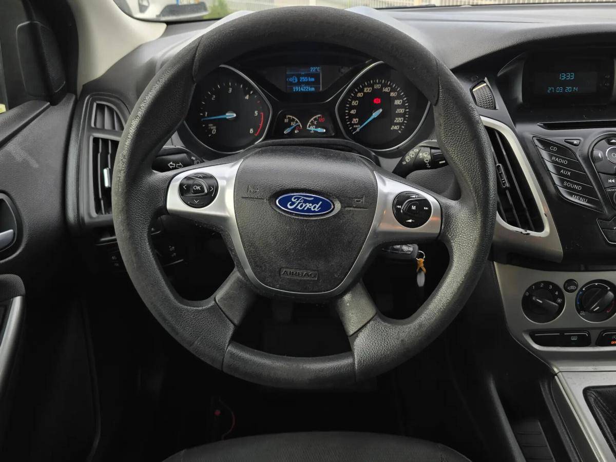 ford-focus-2014-diesel-1560cc
