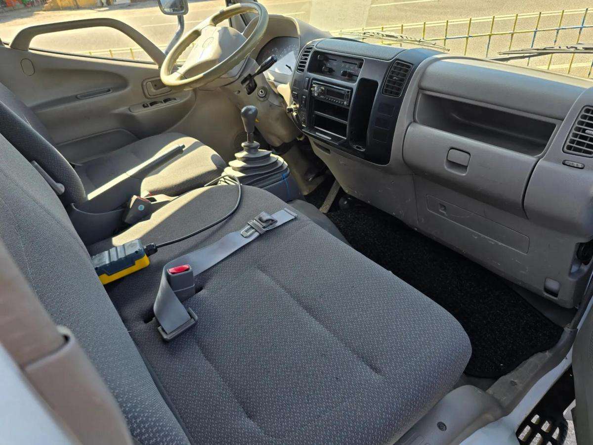 toyota-dyna-2014-diesel-3000cc