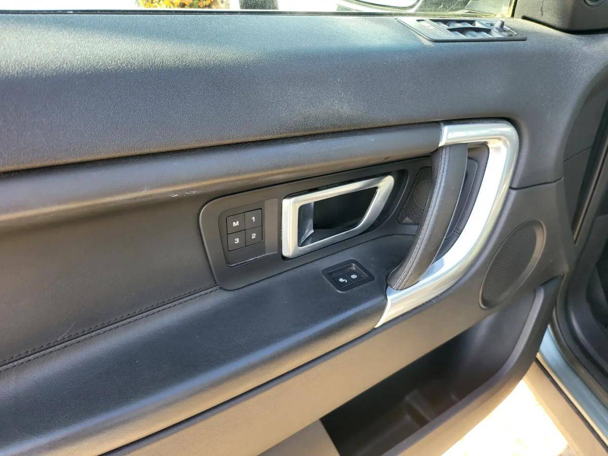 land-rover-discovery-sport-2016-diesel-2179cc