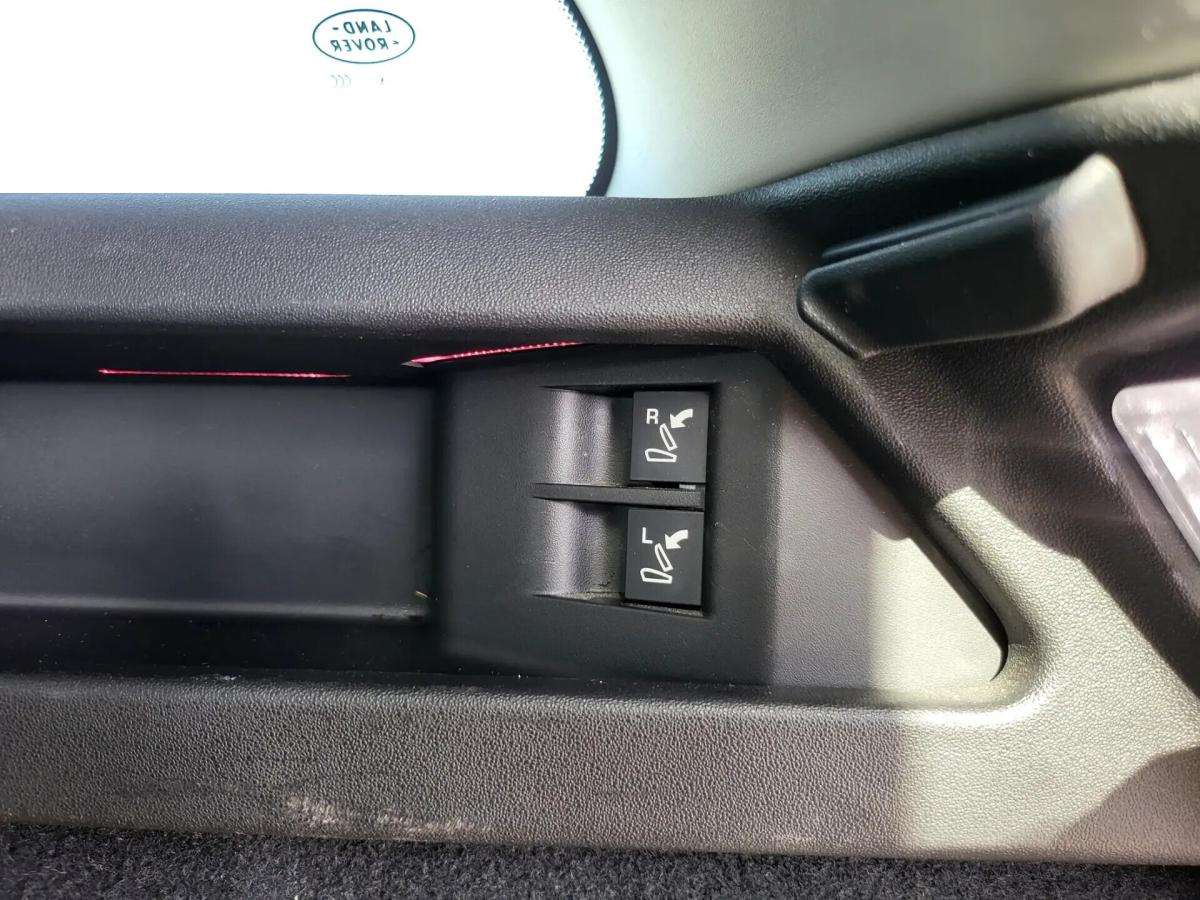 land-rover-discovery-sport-2016-diesel-2179cc