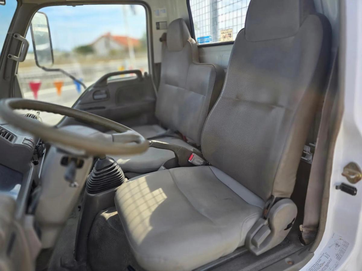 isuzu-nkr-1997-diesel-3059cc