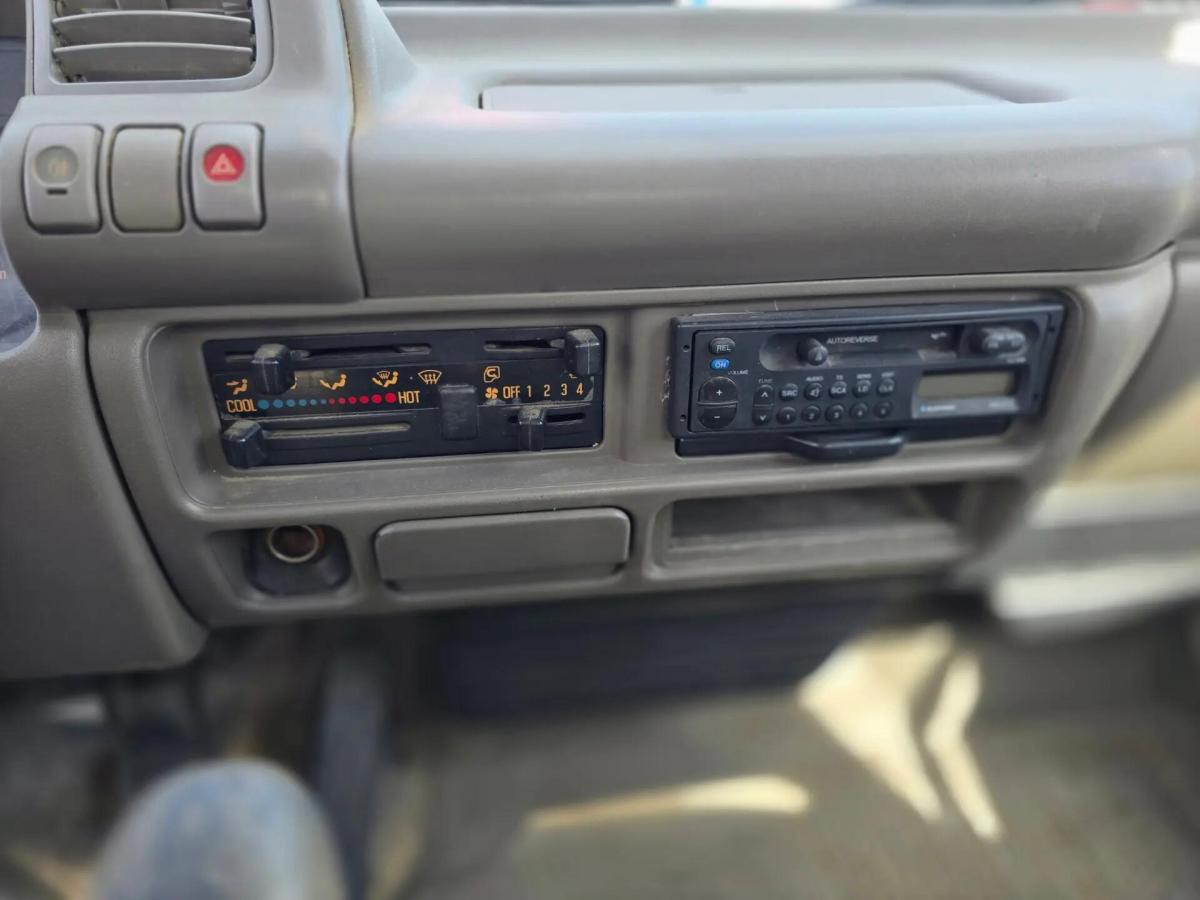 isuzu-nkr-1997-diesel-3059cc