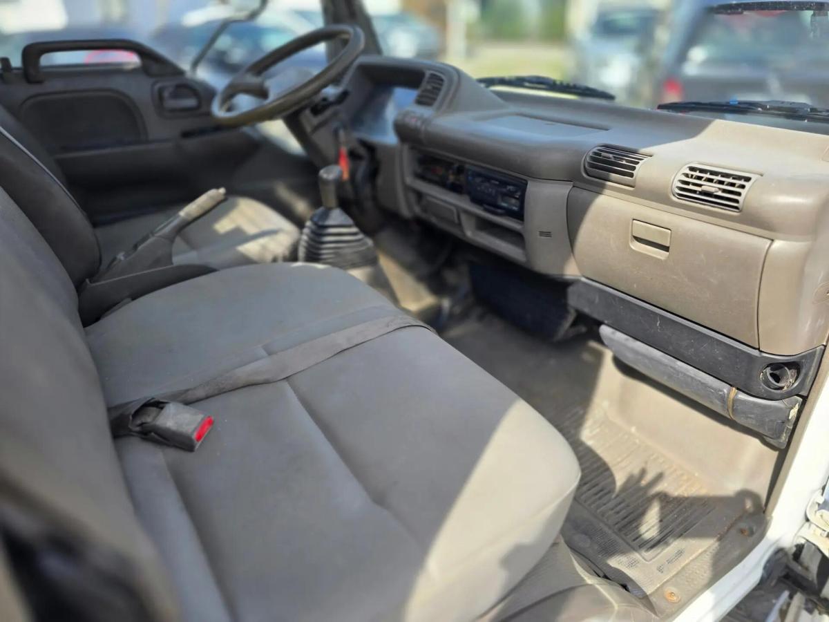 isuzu-nkr-1997-diesel-3059cc