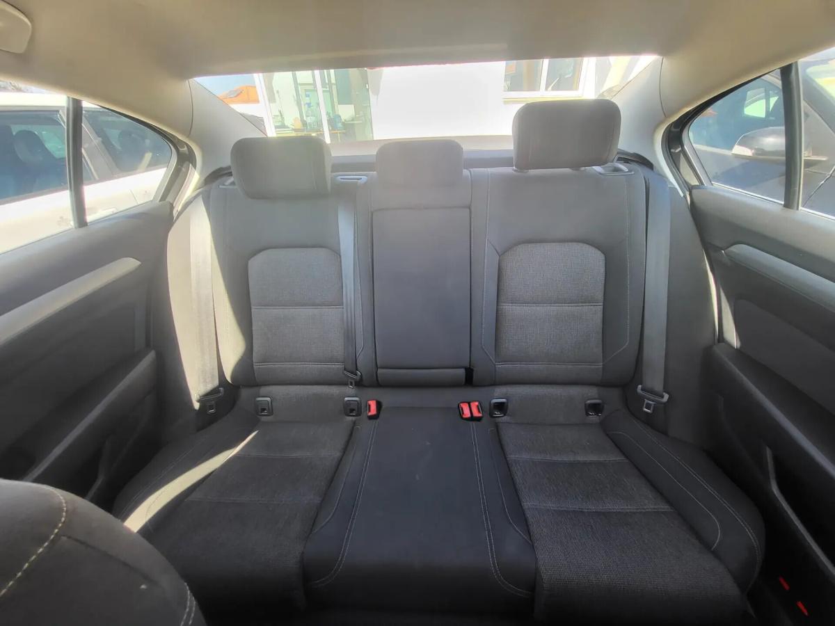 volkswagen-passat-2015-diesel-1968cc