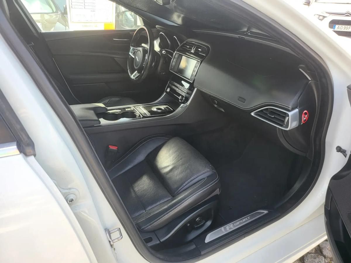jaguar-xe-2016-diesel-1999cc