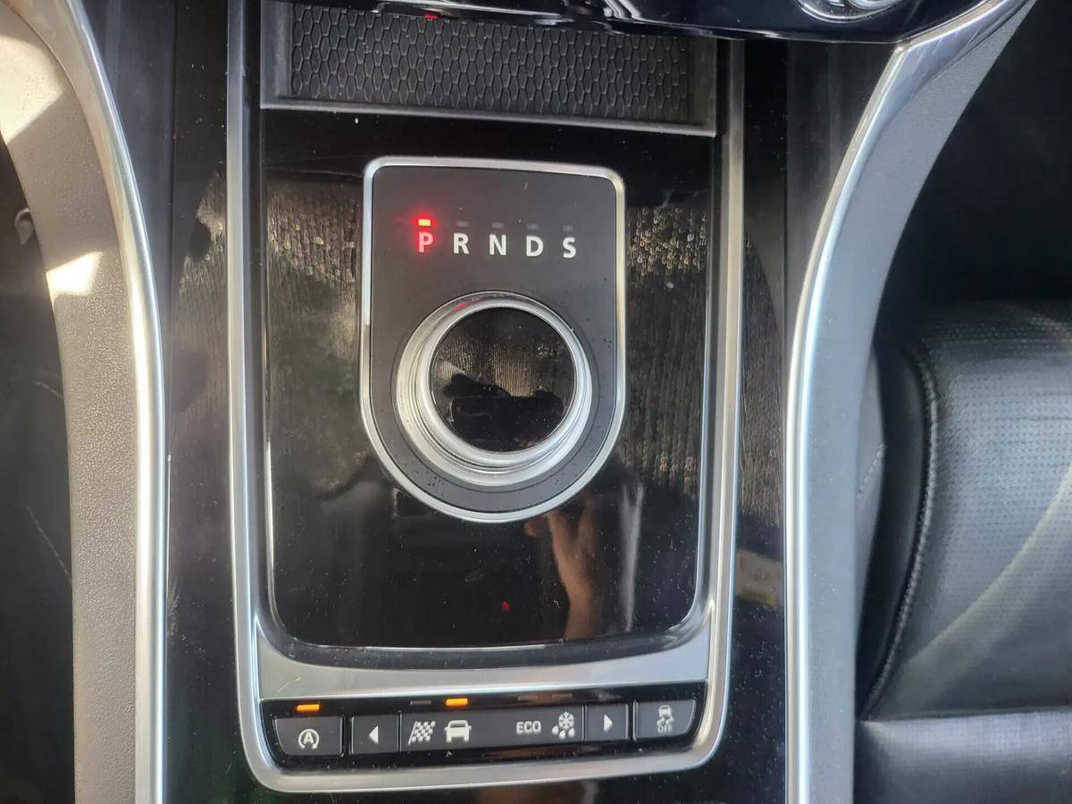 jaguar-xe-2016-diesel-1999cc