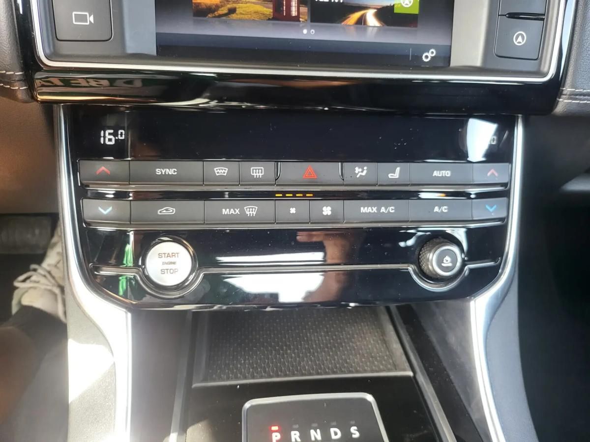 jaguar-xe-2016-diesel-1999cc