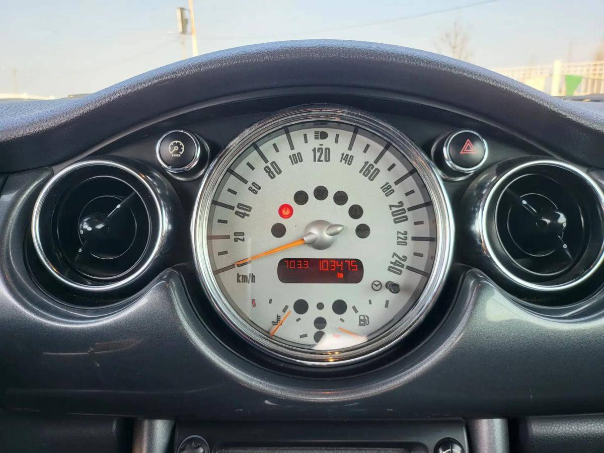 mini-cooper-2005-gasolina-1598cc