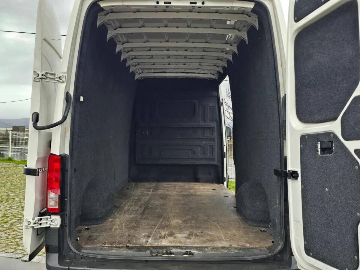 volkswagen-crafter-2021-diesel-1968cc