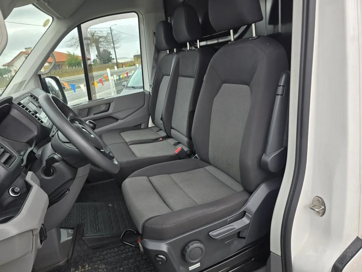 volkswagen-crafter-2021-diesel-1968cc