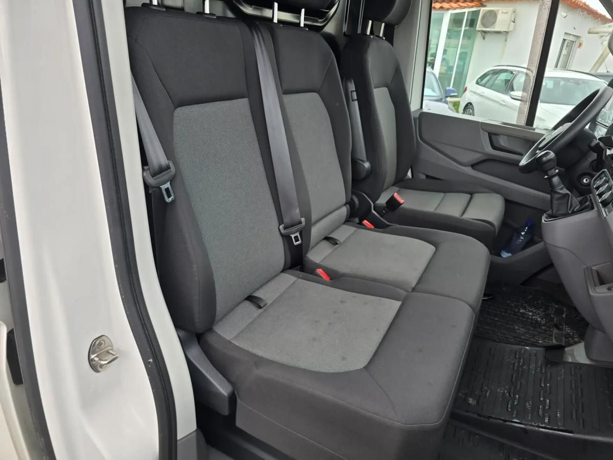 volkswagen-crafter-2021-diesel-1968cc