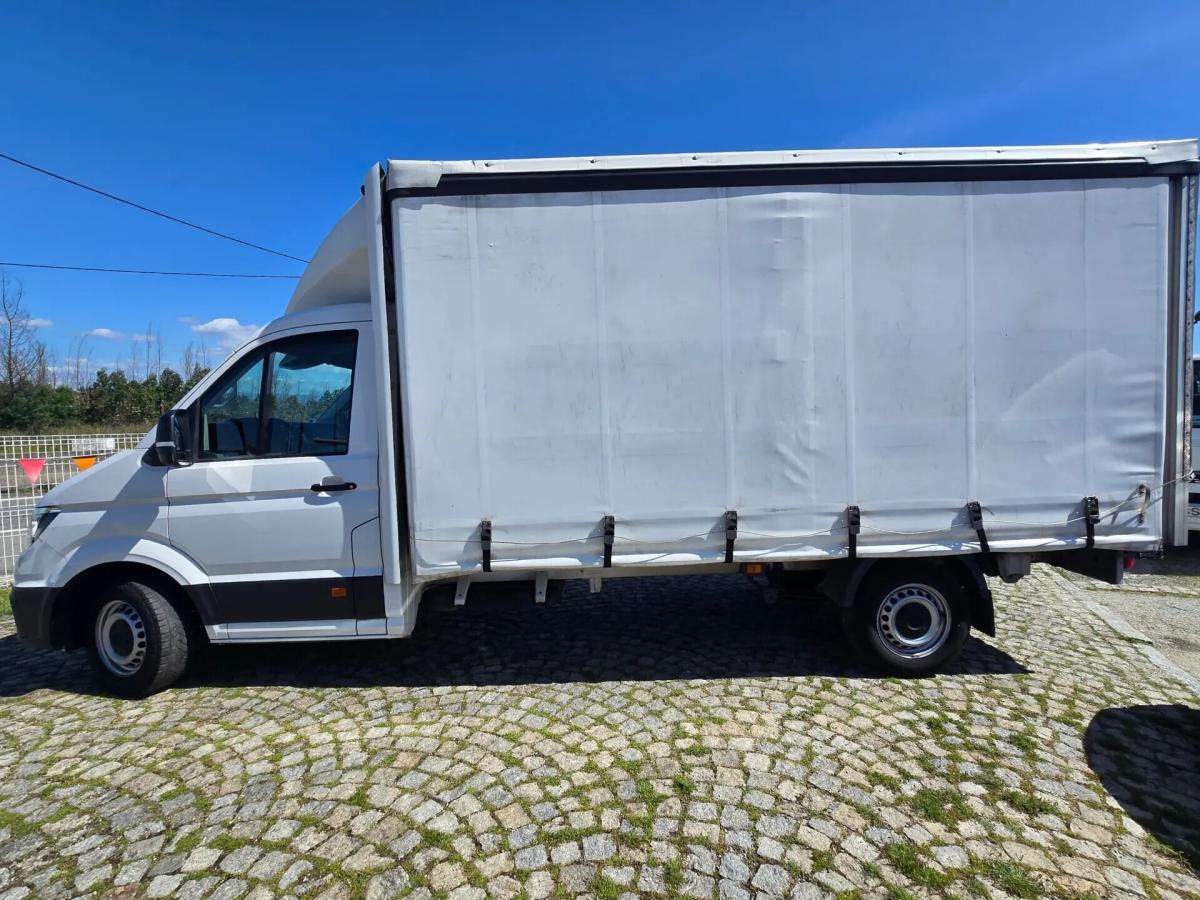 volkswagen-crafter-2022-diesel-1968cc