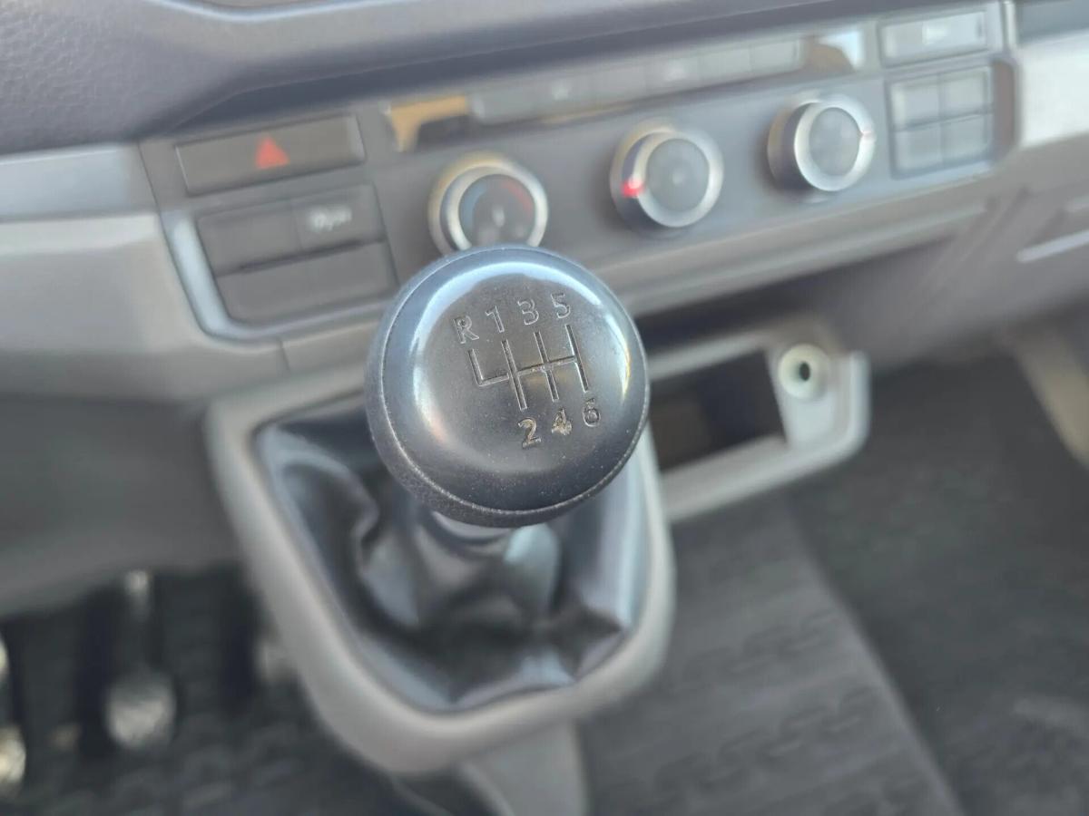 volkswagen-crafter-2022-diesel-1968cc