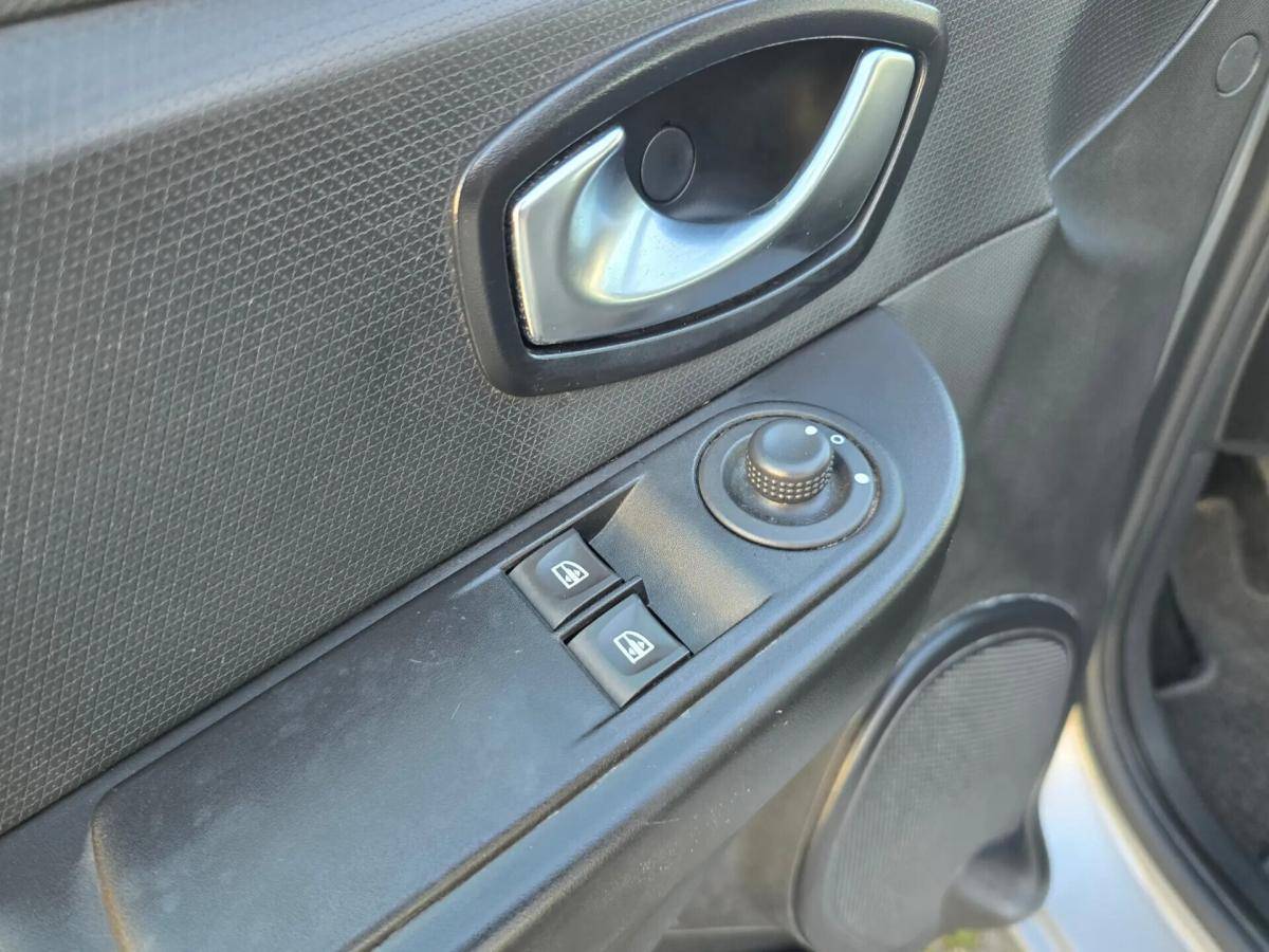renault-clio-break-2015-diesel-1500cc