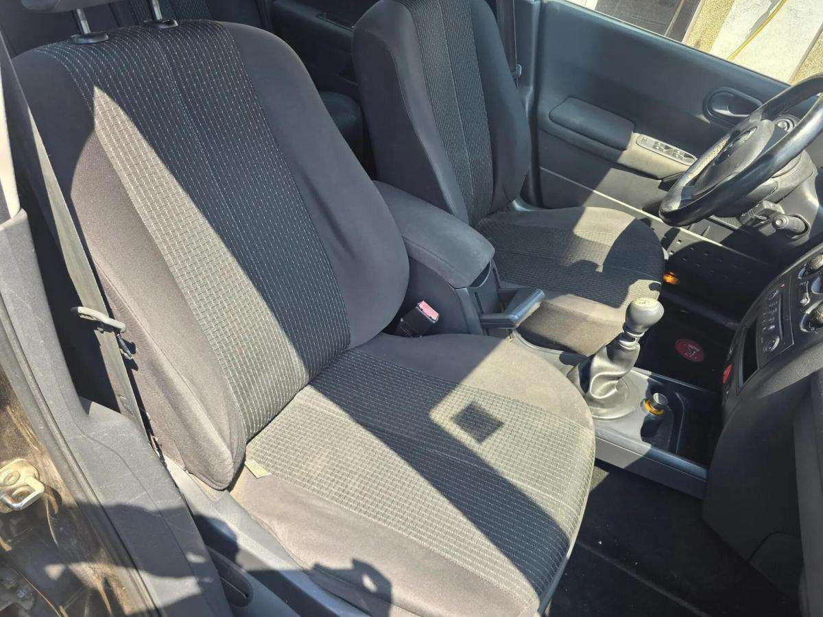 renault-megane-2004-diesel-1870cc