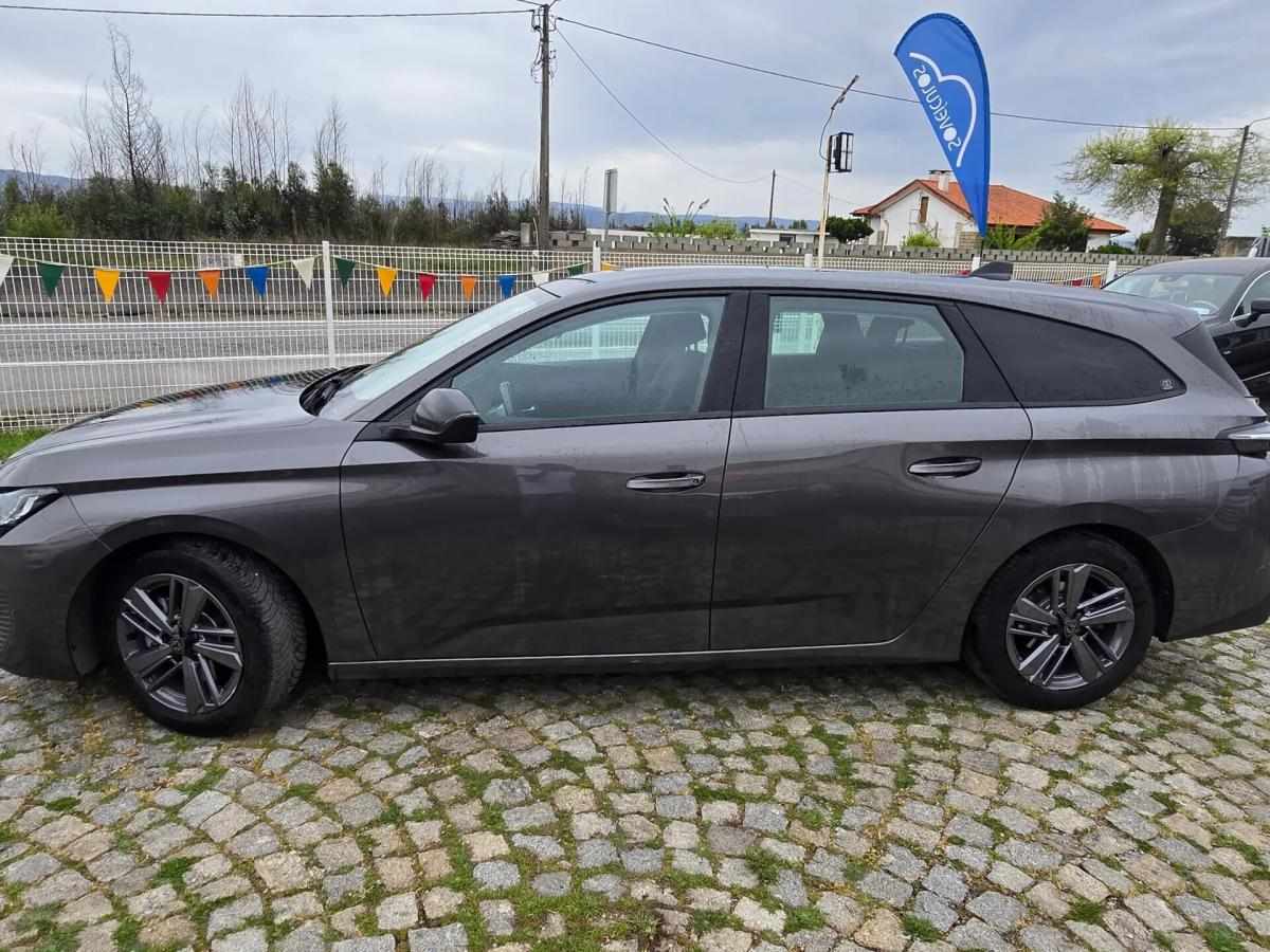 peugeot-308-sw-2022-diesel-1499cc