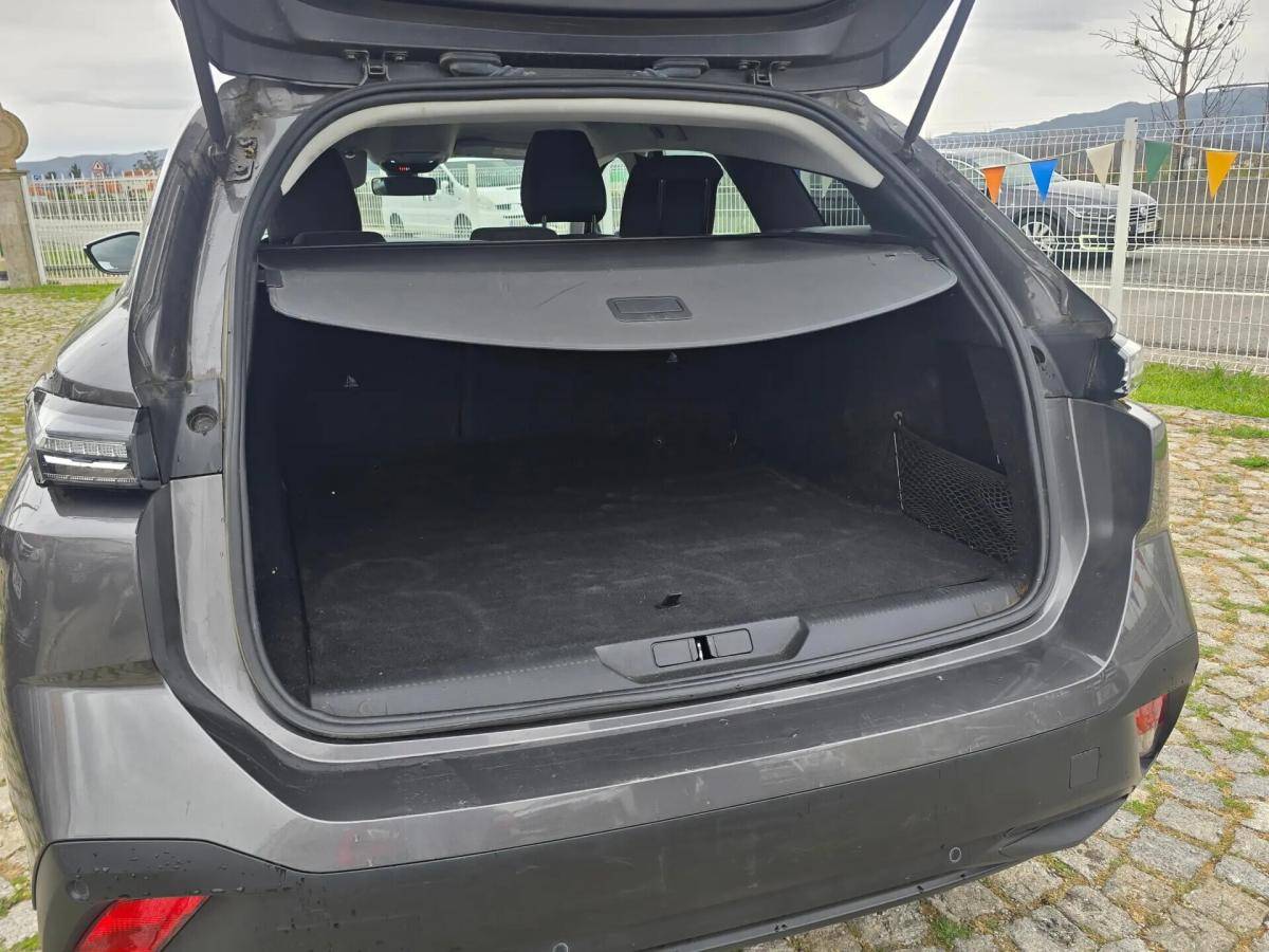peugeot-308-sw-2022-diesel-1499cc