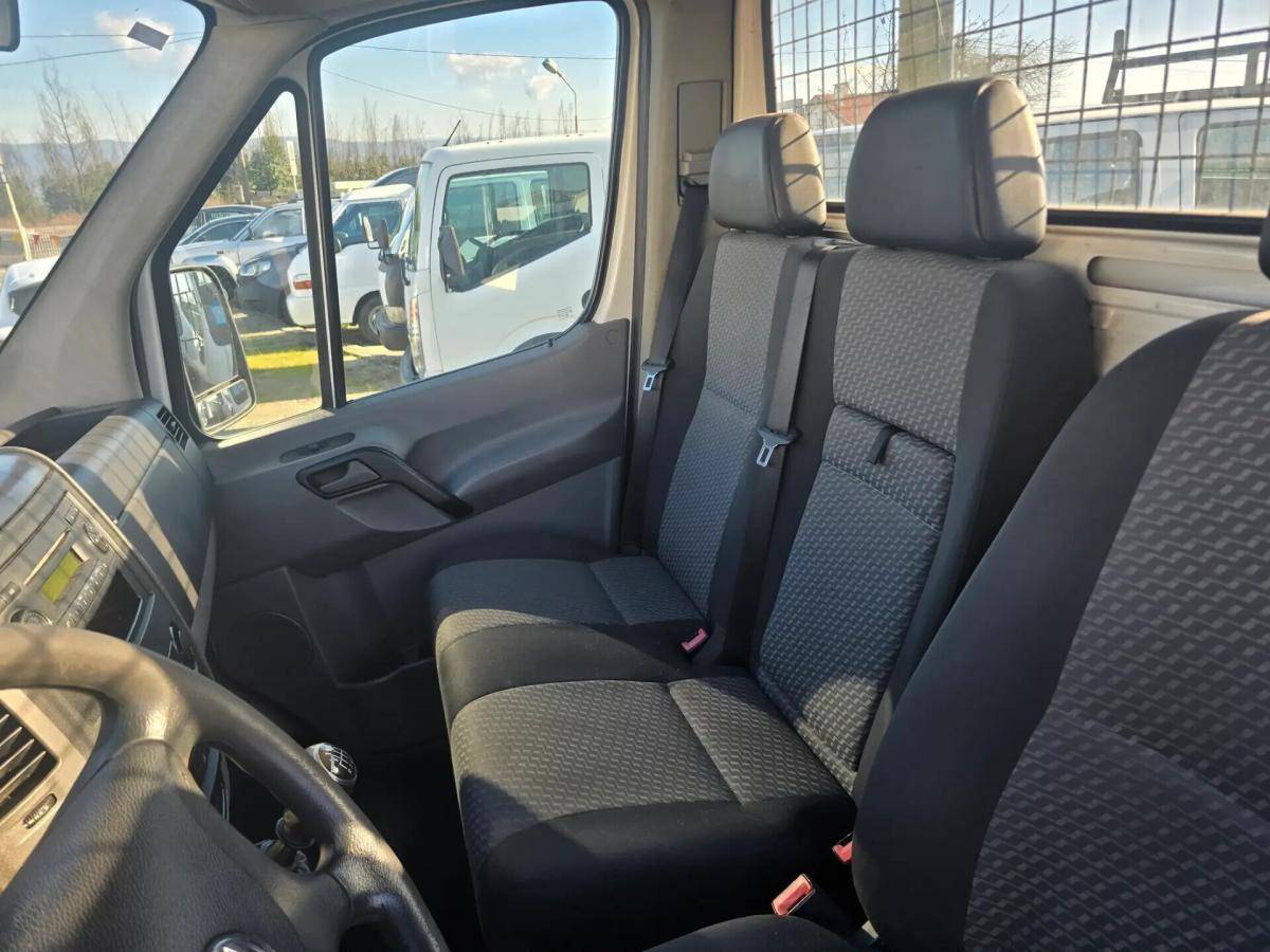 volkswagen-crafter-2011-diesel-1968cc