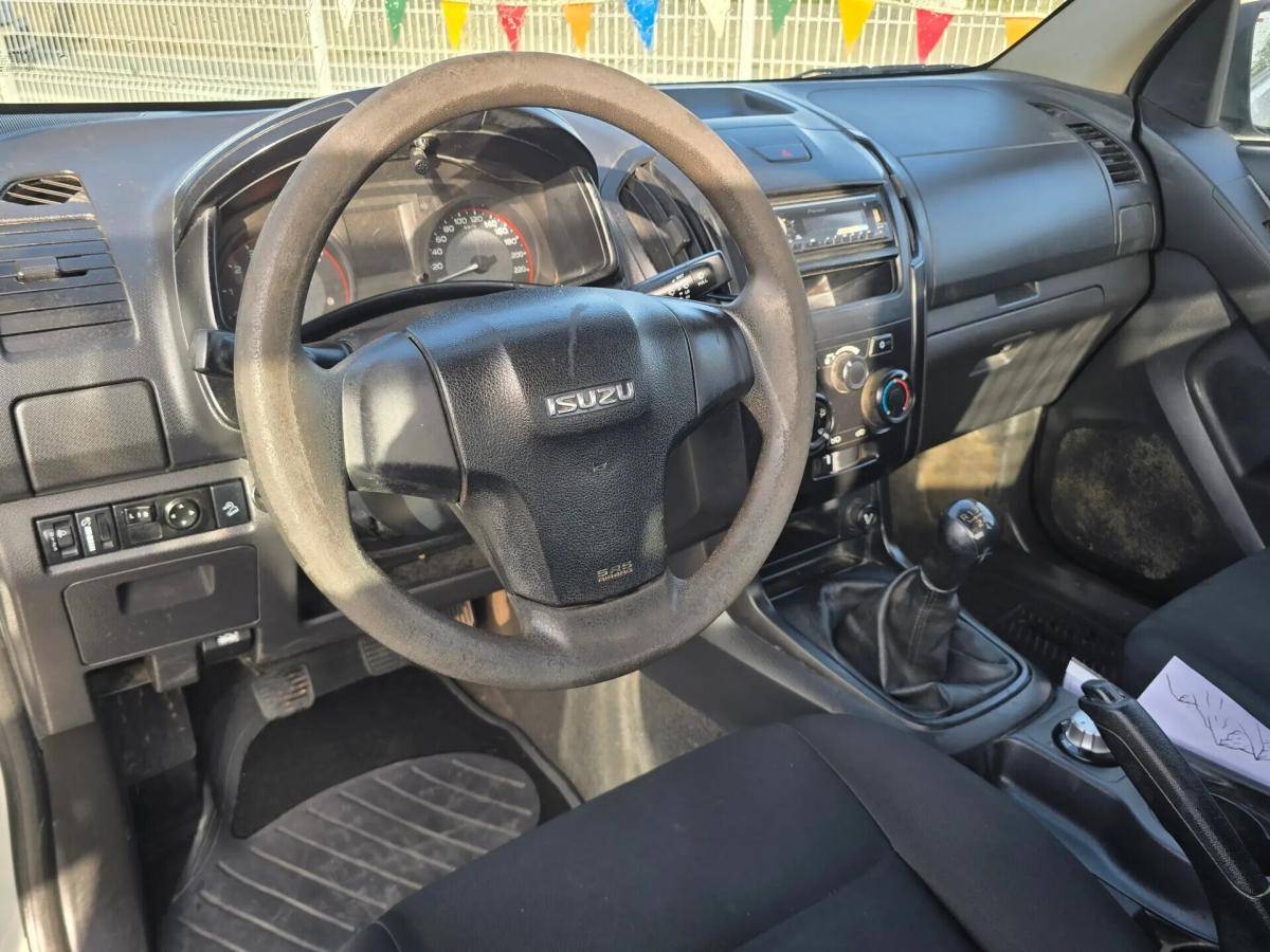 isuzu-d-max-2017-diesel-1898cc