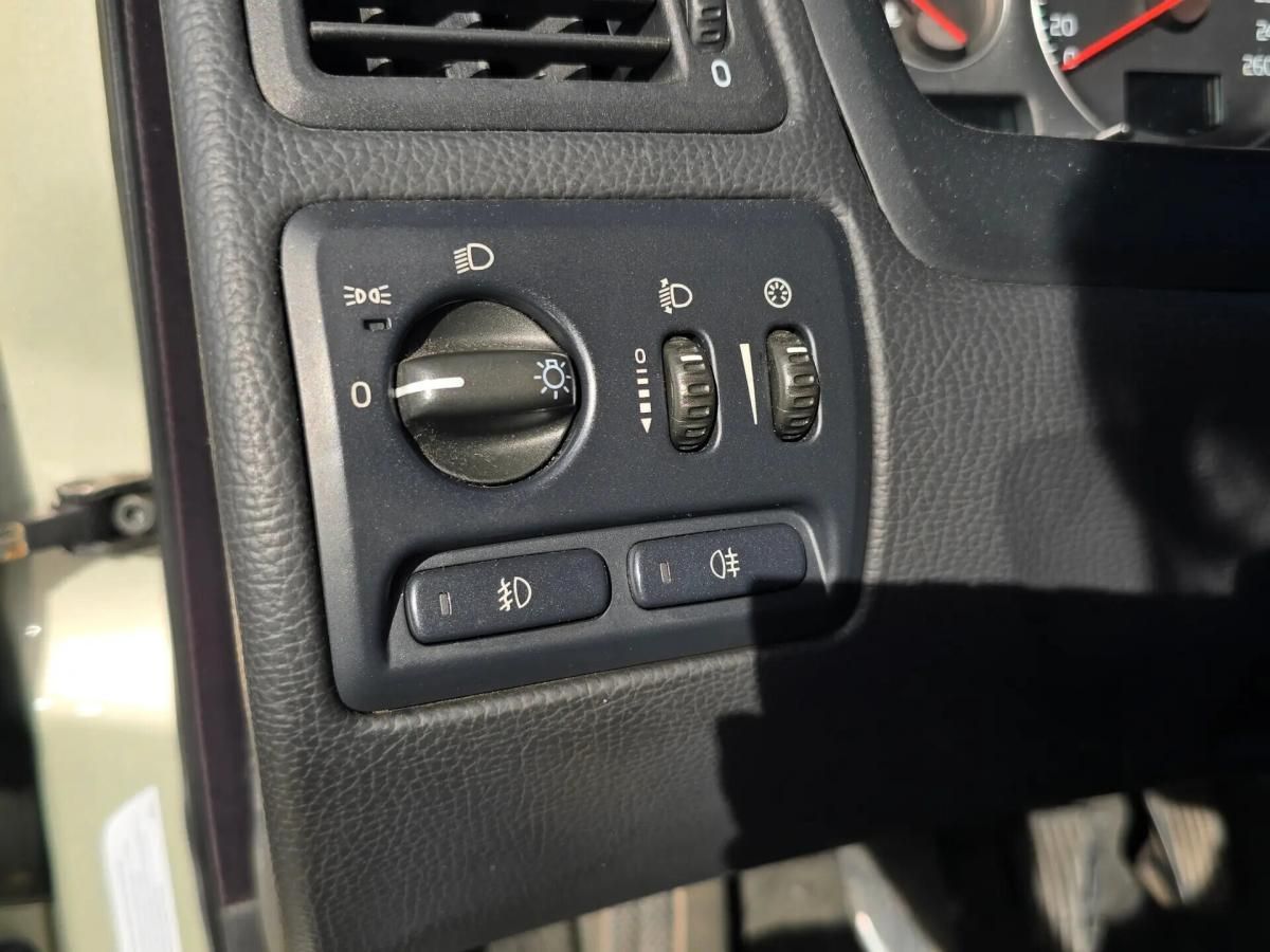 volvo-v70-2008-diesel-2400cc
