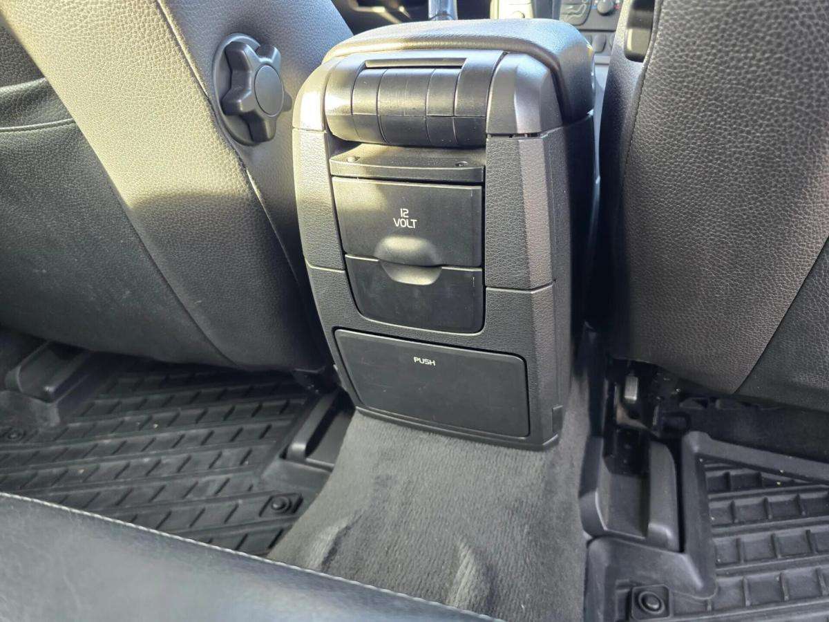 volvo-v70-2008-diesel-2400cc
