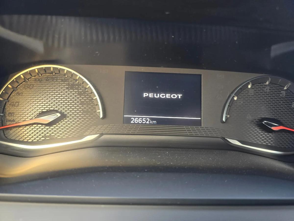 peugeot-208-2020-gasolina-1199cc