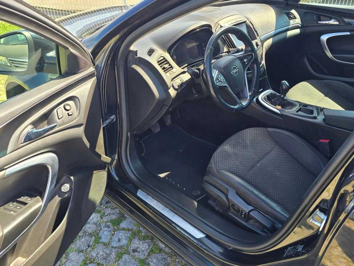 opel-insignia-sports-tourer-2014-diesel-1956cc