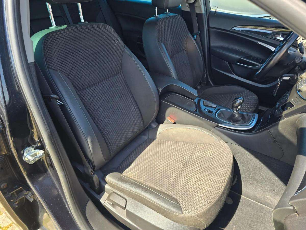 opel-insignia-sports-tourer-2014-diesel-1956cc