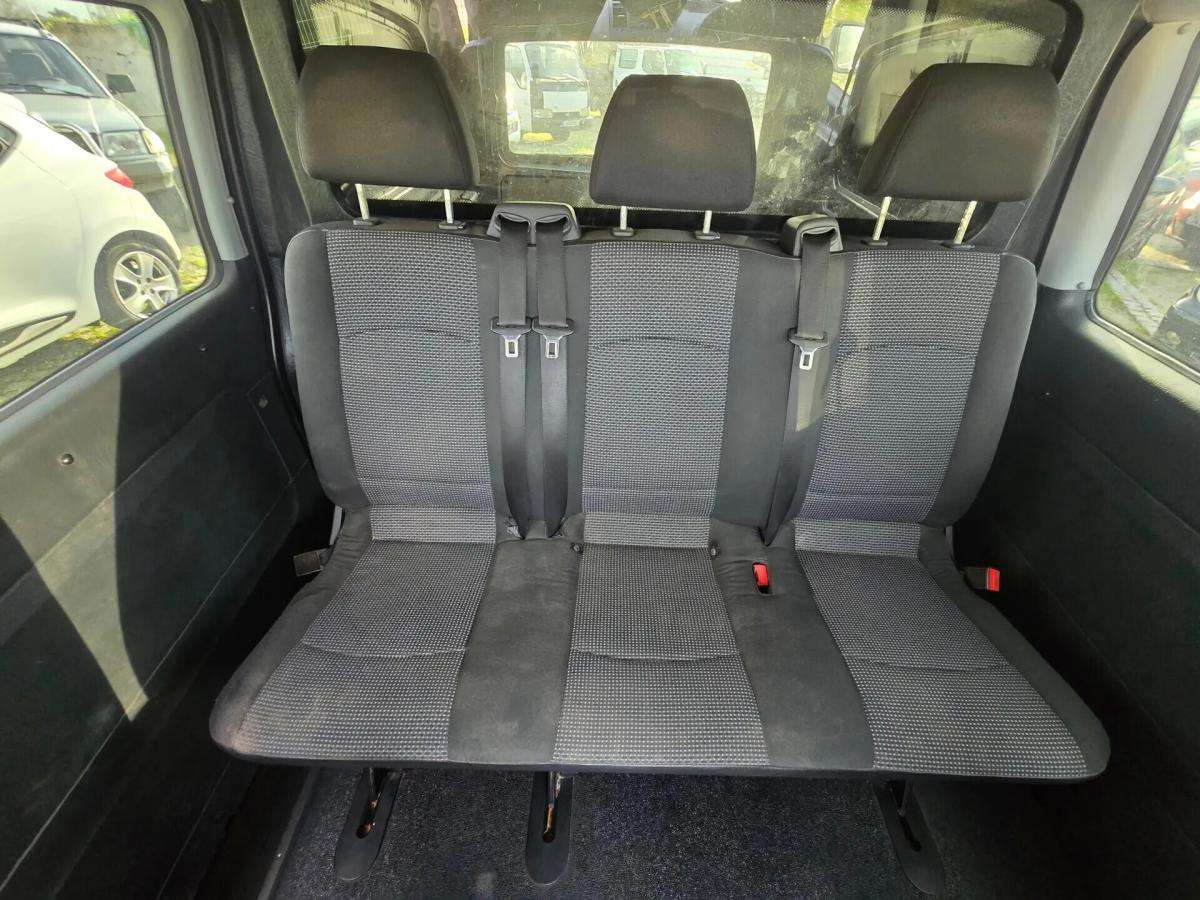 mercedes-benz-vito-113-cdi-2011-diesel-2143cc
